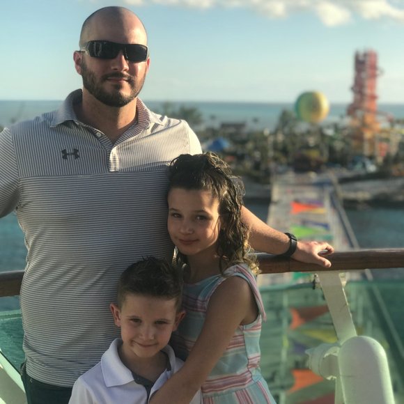 MEET YOUR POSHER, REBECCA - Picture 4 of 13